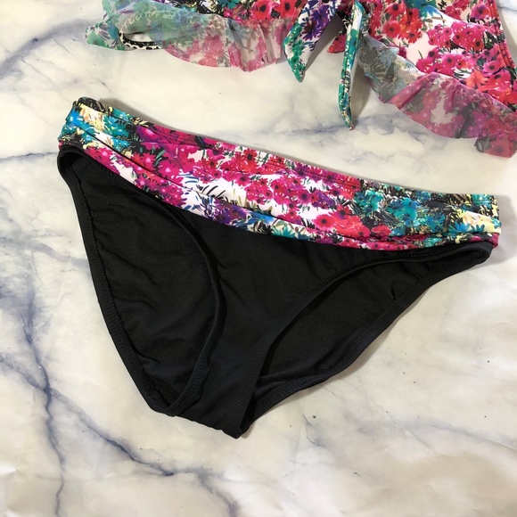 Kenneth Cole Reaction Floral & Black Bikini - Picture 8 of 8